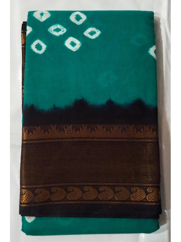 A vibrant Teal Green body that transitions into a deep Black border and pallu through a soft, tie-dyed gradient -SCS00251