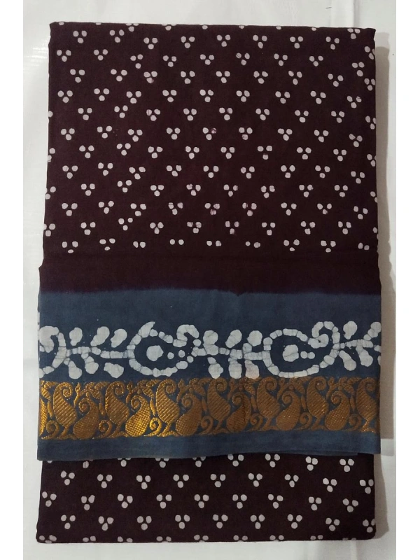 A rich, deep coffee brown body adorned with a classic white four-dot "Butti" -SCS00351